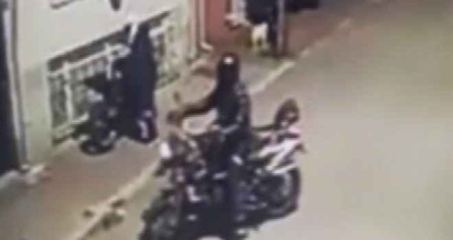 Üsküdar'da 28 saniyede motosiklet hırsızlığı kamerada