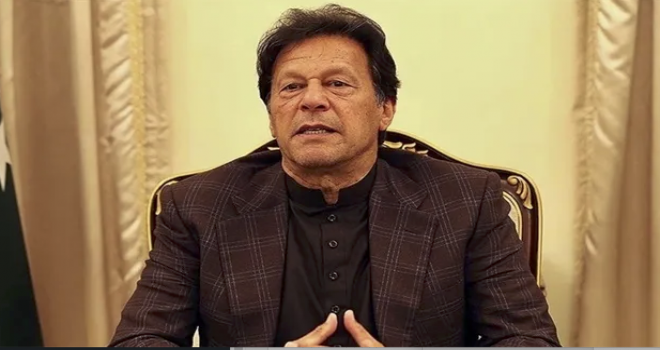 Pakistan Başbakanı paramiliter gruplar tarafından tutuklandı
