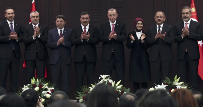 Cumhurbaşkanı Erdoğan yeni Kabine'yi açıkladı!