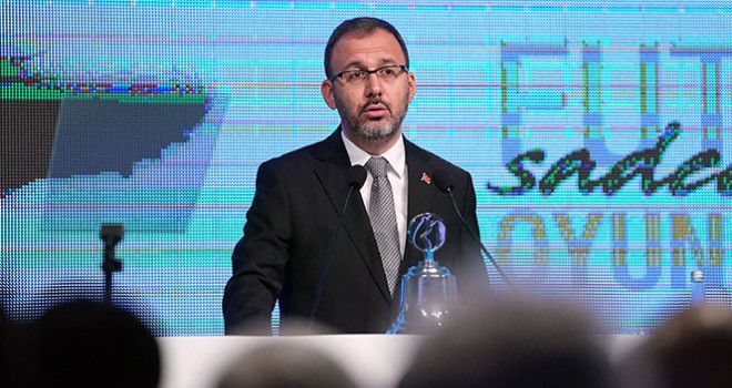  Bakan Kasapoğlu: 'UEFA'nın soruşturma kararı yok hükmündedir'