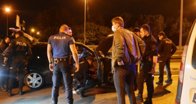 İstanbul'da hareketli dakikalar...'Dur' ihtarına uymayan alkollü sürücü dehşet saçtı