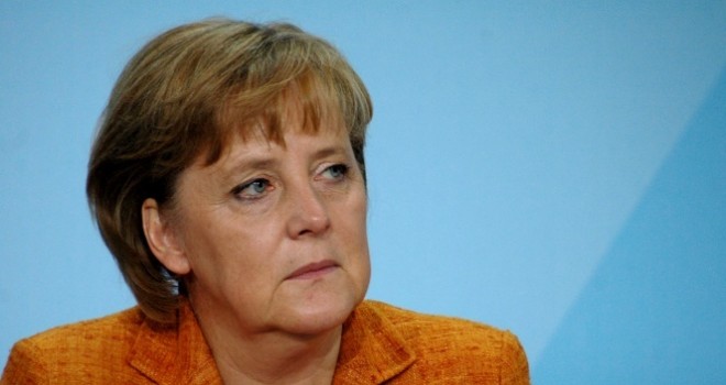 Almanya Başbakanı Merkel'in korona virüsü testi negatif çıktı