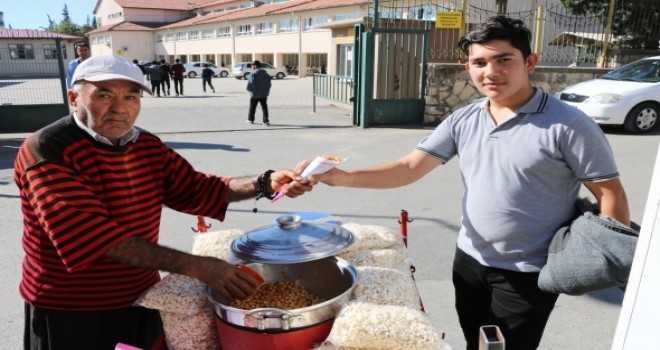 Bunu satarak 3 katlı ev yaptırdı, 6 çocuk büyüttü!