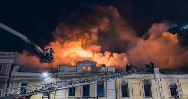 Ukraynada Türk restoran alev alev yandı