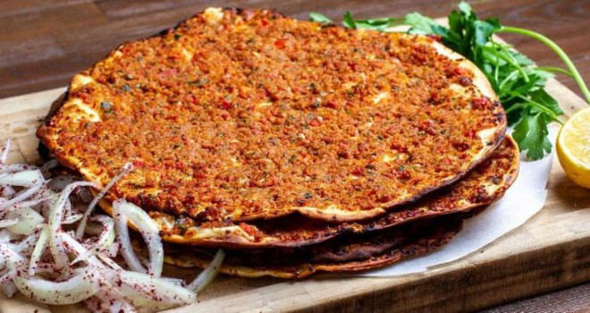 Bodrum'da lahmacun 450 liraya çıktı