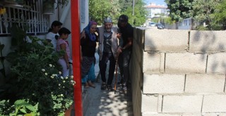 ‘Tapulu malım' dedi, sokağa duvar ördü
