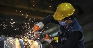 Sanayi üretimi yıllık yüzde 1,9 azaldı