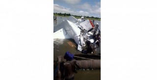 Güney Sudan’da, uçak düştü: 17 ölü