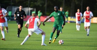 Konyaspor, Ajax'ı tek golle devirdi