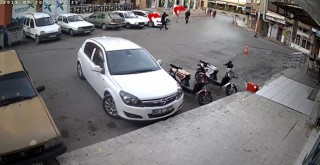  Maskeli saldırganın tüfekle vurma anı kamerada