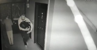 Bursa'da bir marketten çelik kasa ve 251 adet çikolata çaldı...