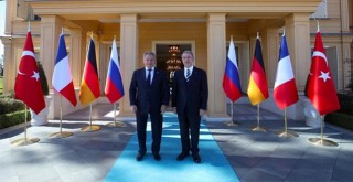 Akar, Rus mevkidaşı Şoygu ile telefonda görüştü