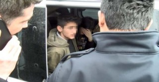16 yaşındaki çocuk ve 13 yaşındaki kız arkadaşı arabayla kaçtı! 3 gün sonra...