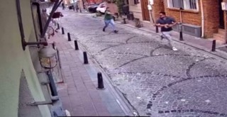 Sinemasal kurucusu Esen Kaya'ya silahlı saldırı kamerada