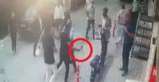 İzmir'de CHP'liler birbirine girdi: O anlar kamerada