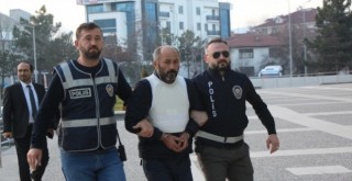 Eşine kurşun yağdıran şahıs adliyeye sevk edildi