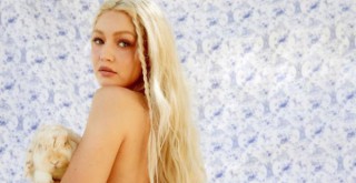 Güzel model Gigi Hadid, mini etekli bikinisiyle kasıp kavurdu