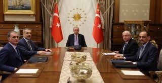 Cumhurbaşkanı Erdoğan başkanlığında güvenlik toplantısı gerçekleştirildi