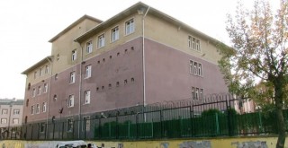  Hasar gören okulların yıkımı için bakanlıktan haber bekleniyor