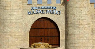 Çorlu Belediyesi'nin 20 milyon lira harcadığı Masal Park açıldığı gibi kapandı