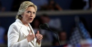 Clinton: 'Putin demokrasinizin kalbine saldırdı'