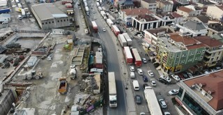 Kilometrelerce tır kuyruğuna sebep oldu