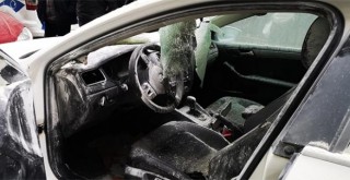 Kadıköy'de 'ters duruyor' diye aracı ateşe verdi