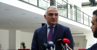 Bakan Ersoy: “Kültür sanat faaliyetleri Nisan ayı sonuna kadar ertelendi”