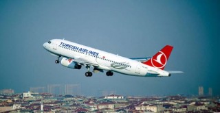 THY uçağında kusan yolcu paniği