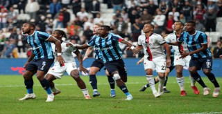 Beşiktaş son dakikalarda 2 puanı kaçırdı