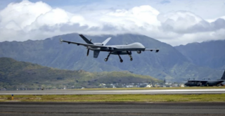 Askeri drone, operatörü öldürdü