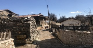 800 yıllık Sarıhacılar köyü