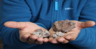 Bağda çapa yaparken servet buldu