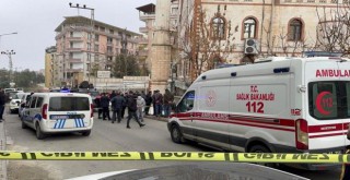 Batman'da esnaf, DEDAŞ personelini rehin aldı