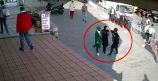 Karaköy'de başörtülü sanıklara saldırı davasında müştekiler sanığı affetti