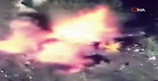 Azerbaycan'a ait TB2 SİHA'lar Ermeni askerlerini vurdu