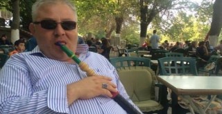 Babalarının Cesedini Kazma Kürek Olmadığı İçin Yakmışlar