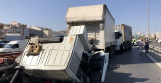 Beylikdüzü'nde tır kazası!
