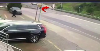 Ataşehir'de Freni boşalan araç takla attı: O anlar kamerada