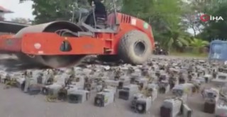 Malezya polisi, Bitcoin madenciliğinde kullanılan cihazların üstünden silindirle geçti