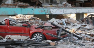 Deprem bölgesi beşik gibi!