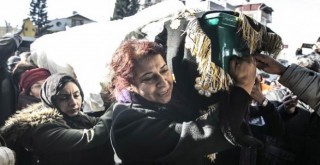 Ukrayna'da vahşice katledilen Buket Yıldız'ın cenazesi defnedildi