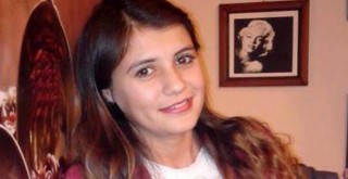 Kız arkadaşını eve götürmek için arabaya aldı! Sonrası korkunç...