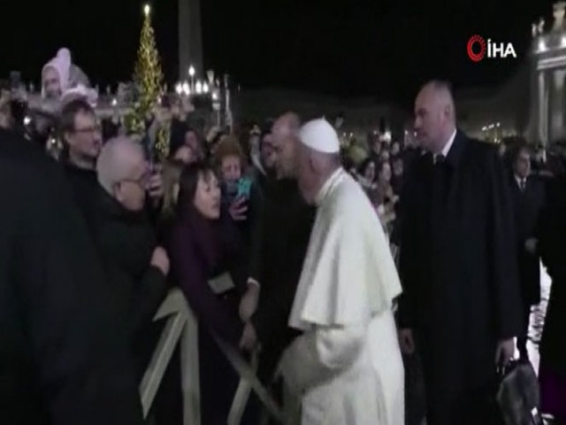 Yılbaşı kutlamalarında Papa'dan skandal