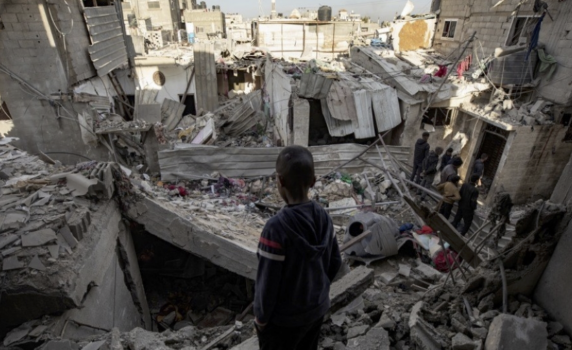 Gazze kıtlıkla savaşıyor